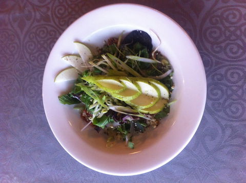 Riverside Bar And Restaurant: Mount Seaview Resort - Pet Food Australia 2