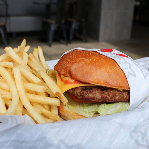 Carl's Jr. - Beenleigh - Food Delivery Shop 0