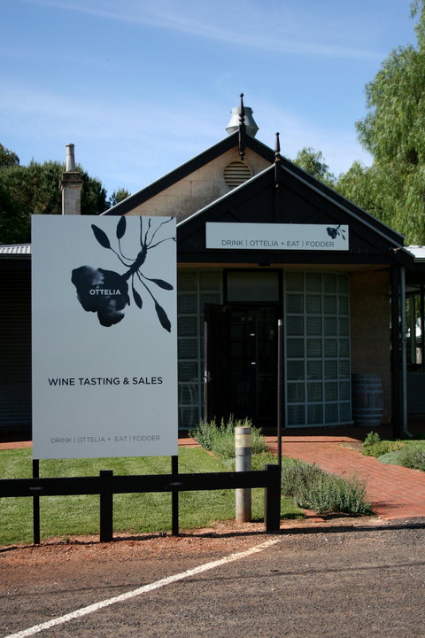 Drink Ottelia + Eat Fodder - Food Delivery Shop 0