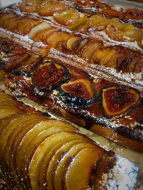 Queens Pastri House - Pet Food Australia 0