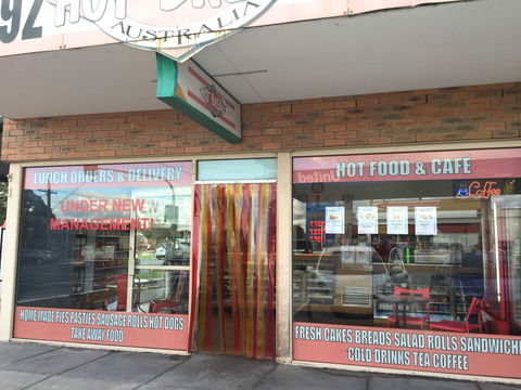St Albans Hot Bread - Pet Food Australia 0