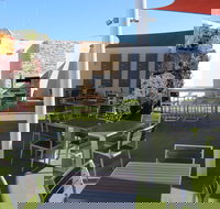 Bill's Bar - Ningaloo Coral Bay - Pet Food Australia