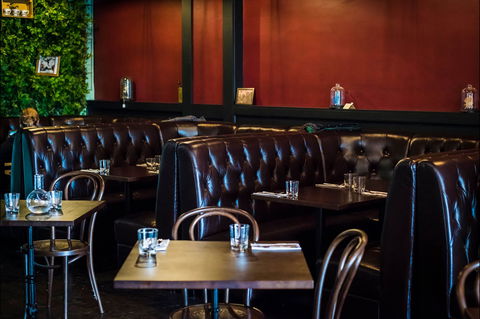 Dog And Monocle - Pet Food Australia 0