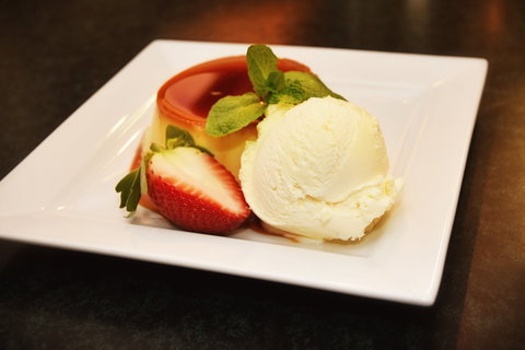 Roundhouse Restaurant - Food Delivery Shop 1