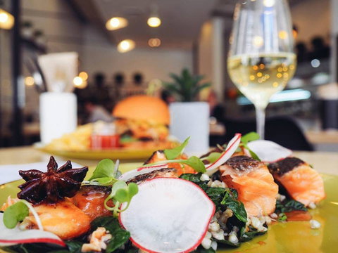 Charlie & Franks - North Sydney - Food Delivery Shop 0