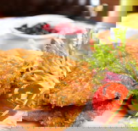 Emu Sports Club Bistro - Food Delivery Shop