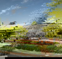 The Stirling Hotel - Pet Food Australia