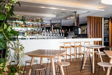 The Stirling Hotel - Food Delivery Shop 2