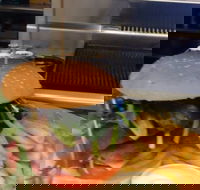 Royal Hotel - Food Delivery Shop