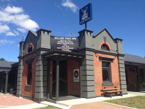 Graze Restaurant At The Willow Tree Inn - Food Delivery Shop 1