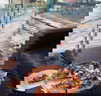 Little Caesars - Sorrento - Pet Food Australia