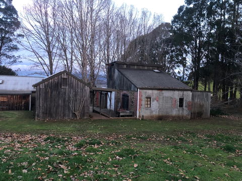 Wilmot Hills Orchard & Distillery - Food Delivery Shop 0
