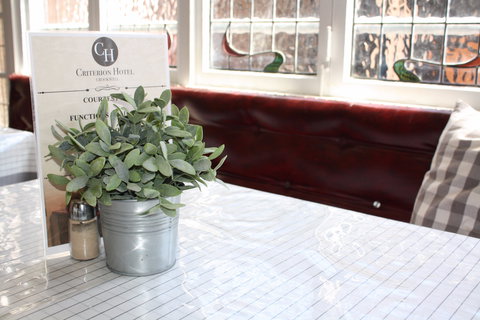 Criterion Bistro Crookwell - Pet Food Australia 2