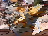 Bite'Z  Burgers Bar Grill