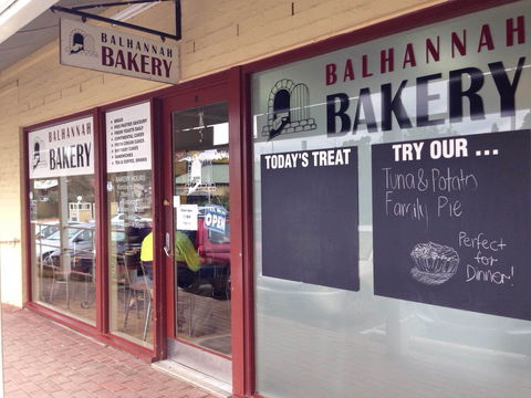 Balhannah Bakery - Pet Food Australia 0