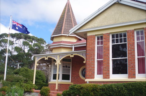 Alexandria Bed And Breakfast / Function Venue - Food Delivery Shop 1