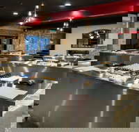 Julie's Place - Food Delivery Shop