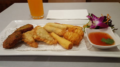 The Jolly Miller Café - Pet Food Australia 0