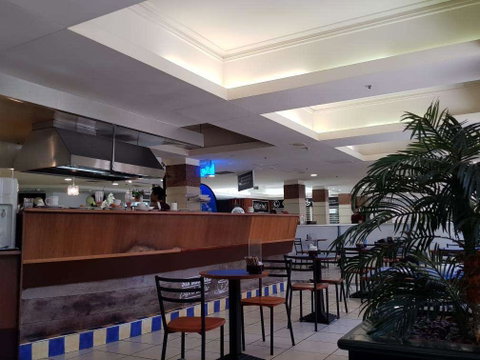 Carl's Jr. - Brisbane Airport - Food Delivery Shop 0