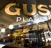 Gus' Place - Food Delivery Shop