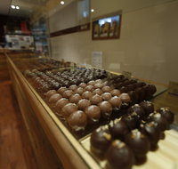 Red Cacao - Food Delivery Shop