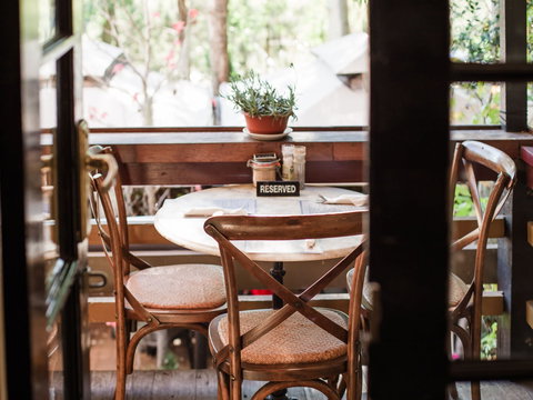 Savannah On Swan - Food Delivery Shop 1