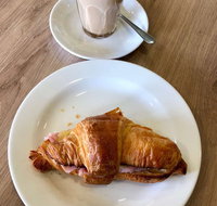 Tastebuds Deli  Cafe - Food Delivery Shop