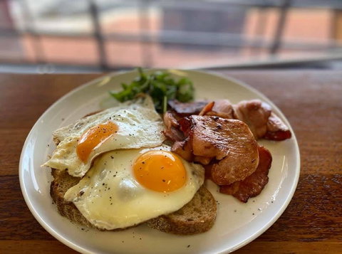 The Corner Pantry - Food Delivery Shop 1