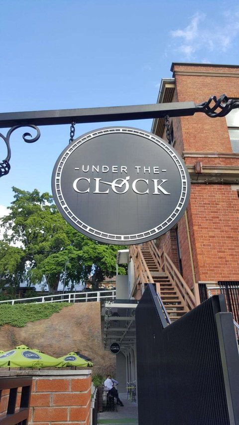 Trader Duke's - Food Delivery Shop 0