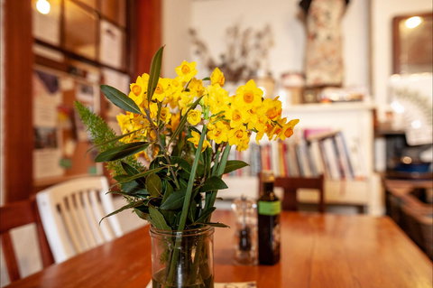 Artisan On Lewis - Pet Food Australia 2