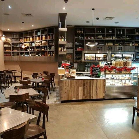 Santos Cafe And Bar - Food Delivery Shop 0