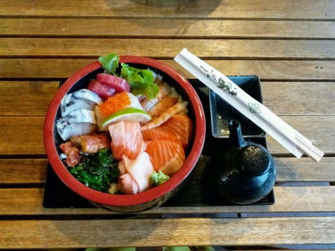 Sushi Momji - Food Delivery Shop 0