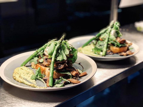 Fresh Point Co. Cafe - Food Delivery Shop 0