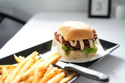 Marburg Hotel - Food Delivery Shop 1