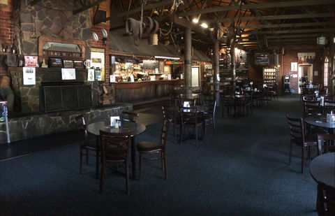 Murrumbateman Country Inn Bistro - Pet Food Australia 0
