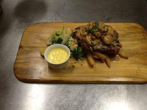 The Blue Parrot Cafe - Food Delivery Shop 0