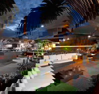 Arco Ski Lodge - Pet Food Australia