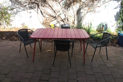 Poppies On Wallace - Food Delivery Shop 2