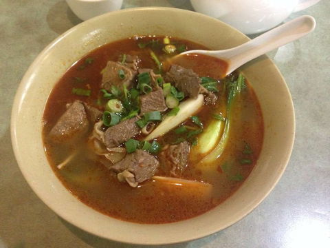 Mong Kok Brasserie - Pet Food Australia 0