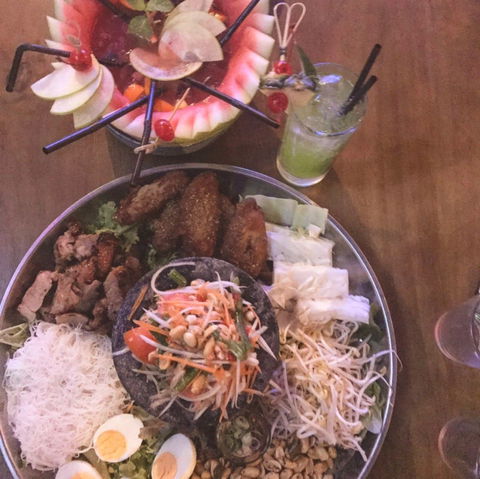 The Full Moon Bar & Restaurant - Food Delivery Shop 0