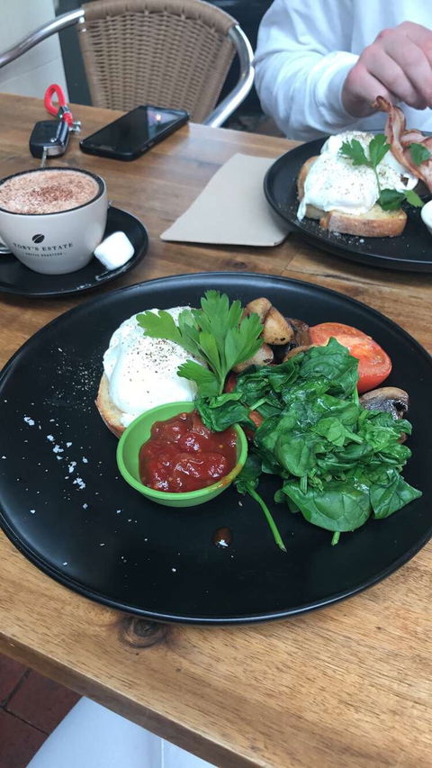 Thirty Three Cups - Food Delivery Shop 3