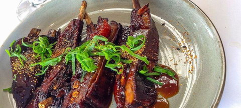 Knee Deep In Margaret River Restaurant - Pet Food Australia 3