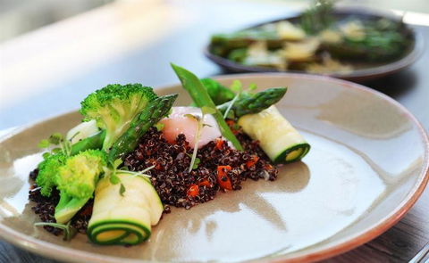 St James Hotel Restaurant - Pet Food Australia 6