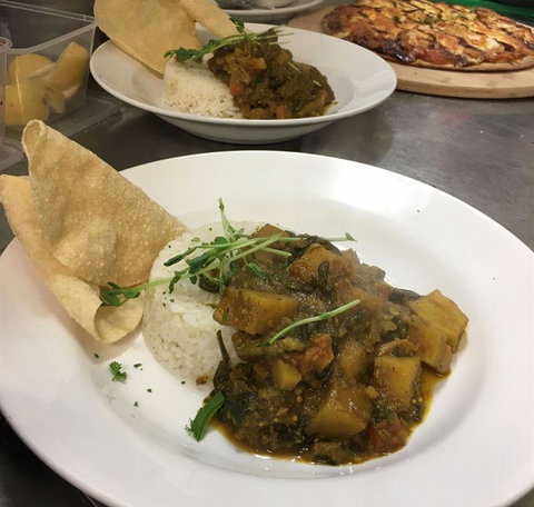 Suenami Beauty Point - Food Delivery Shop 16