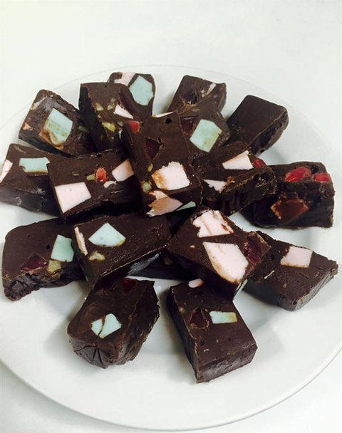 Suenami Beauty Point - Food Delivery Shop 28