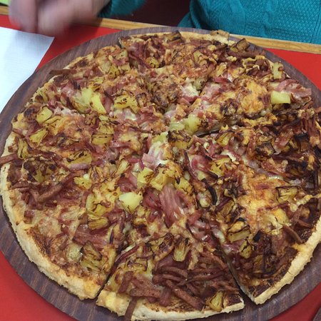 Red Grasshopper Pizza - Food Delivery Shop 0