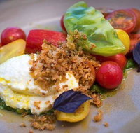 Fish Creek Hotel - Food Delivery Shop