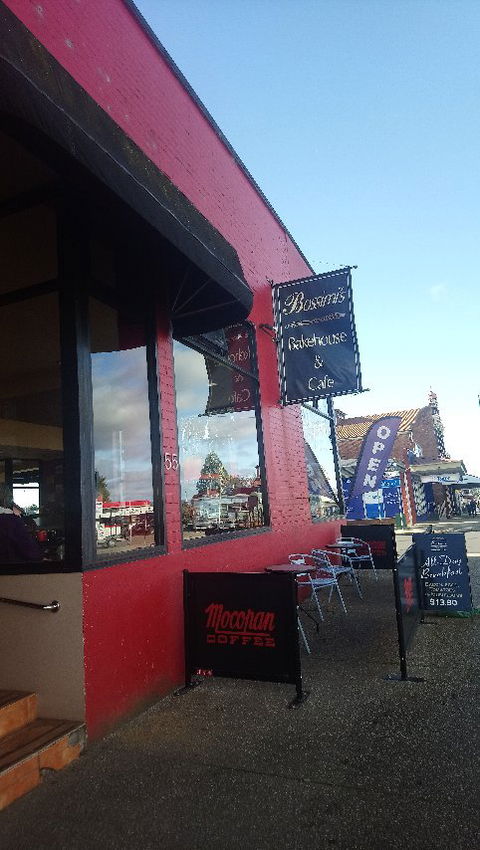 Bossimi's Bakehouse & Cafe - Food Delivery Shop 5