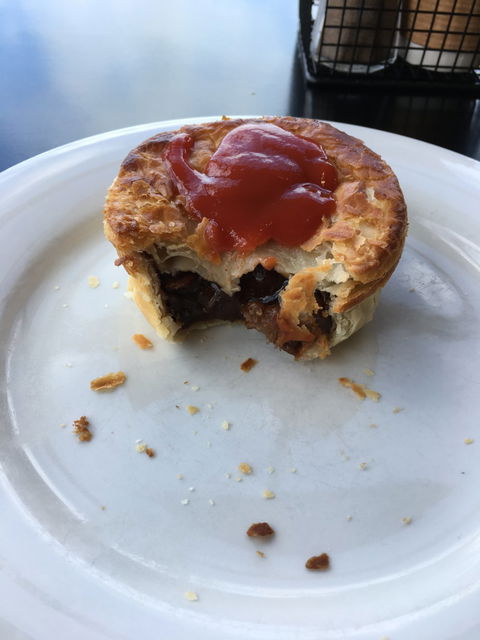 Bossimi's Bakehouse & Cafe - Food Delivery Shop 6