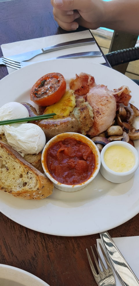 Bibesia Restaurant & Cocktail Bar - Food Delivery Shop 1